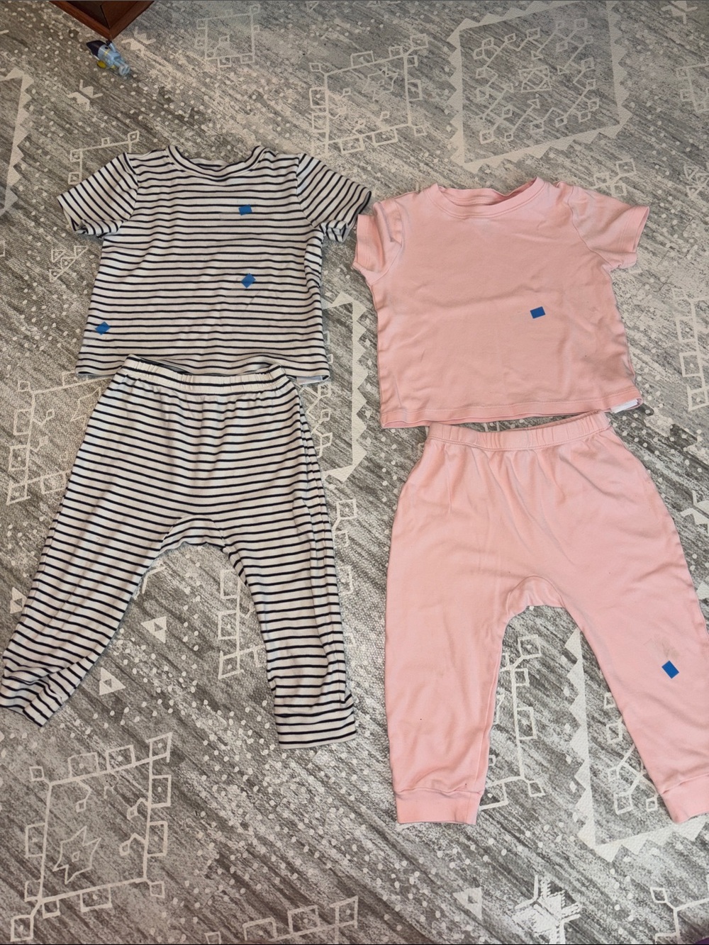 Amazon essentials sofia grainge toddler short pants set 4T cotton
